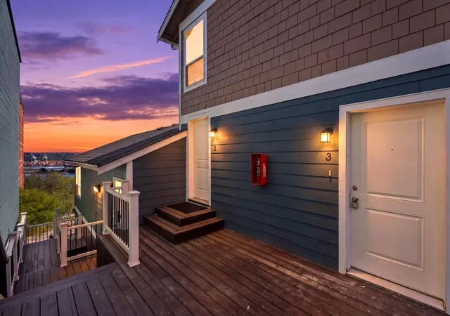 Photo 2 of Condo for sale at 216 Broadway #3, Tacoma, WA 98402 | MLS# NWM2551101 | Listing updated on 2026-10-16