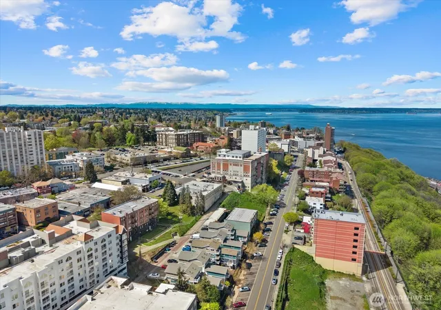Photo 3 of Condo for sale at 216 Broadway #3, Tacoma, WA 98402 | MLS# NWM2551101 | Listing updated on 2026-10-16