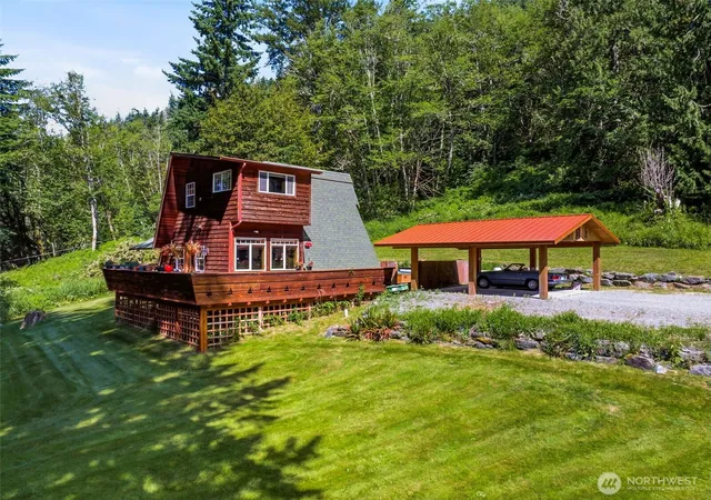 Photo 3 of Single family home for sale at 33217 Mount Tahoma Cyn Rd E, Ashford, WA 98304 | MLS# NWM2551111 | Listing updated on 2026-09-22