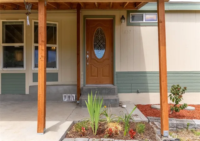 Photo 4 of Manufactured home for sale at 1037 A Hwy 7, Tonasket, WA 98855 | MLS# NWM2551148 | Listing updated on 2026-10-02