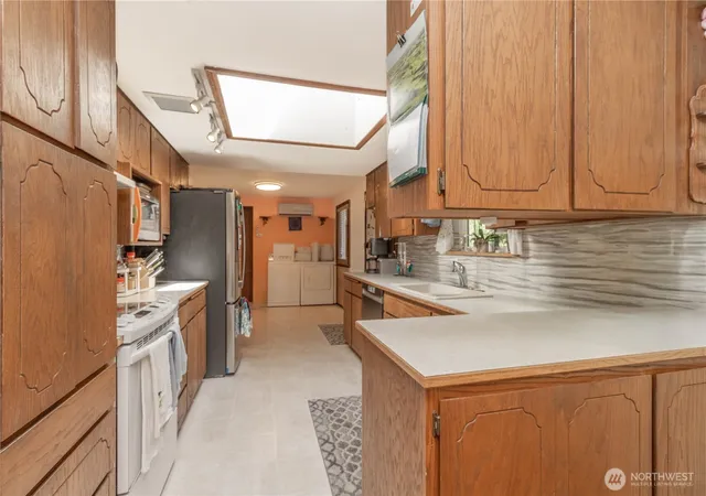 Photo 3 of Single family home for sale at 19613 Filbert Dr, Bothell, WA 98012 | MLS# NWM2551170 | Listing updated on 2026-09-30