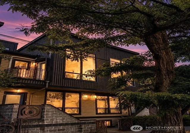 Photo 2 of Townhouse for sale at 4917 39th Avenue S, Seattle, WA 98118 | MLS# NWM2551191 | Listing updated on 2026-09-25