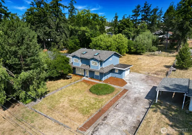 Photo 2 of Single family home for sale at 1040 W Shady Ln #WA, Oak Harbor, WA 98277 | MLS# NWM2551270 | Listing updated on 2026-09-24