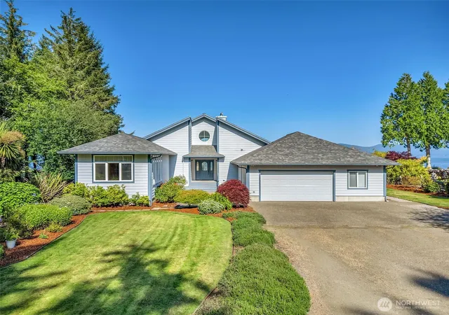 Photo 3 of Sale Pending at 18114 Sandridge Rd, Long Beach, WA 98631 | MLS# NWM2551272 | Listing updated on 2026-09-25