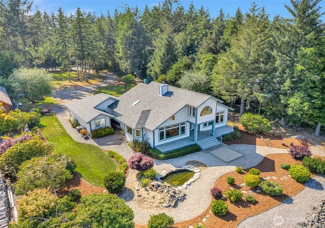 Photo 3 of Sale Pending at 18114 Sandridge Rd, Long Beach, WA 98631 | MLS# NWM2551272 | Listing updated on 2026-09-25