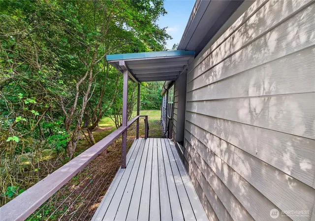 Photo 4 of Sale Pending at 37639 324th Place SE, Enumclaw, WA 98022 | MLS# NWM2551273 | Listing updated on 2026-09-20