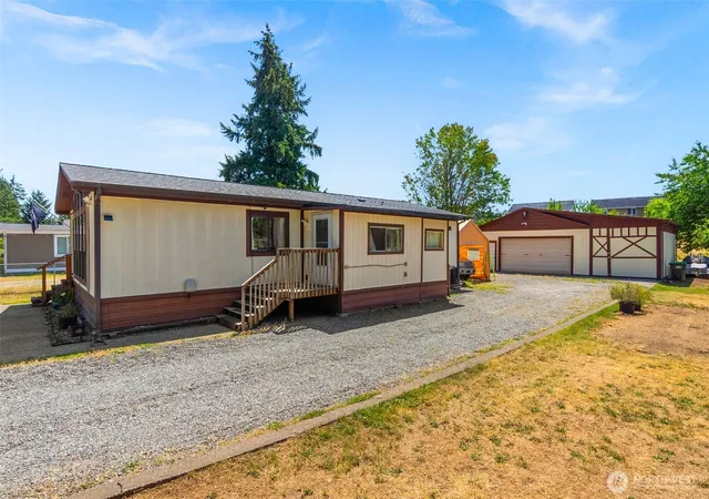 Photo 3 of Sale Pending at 9035 Pepperidge Ln Se, Yelm, WA 98597 | MLS# NWM2551286 | Listing updated on 2026-09-28