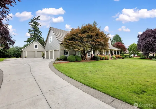Photo 2 of Sale Pending at 25715 Ne 74th Court, Battle Ground, WA 98604 | MLS# NWM2551290 | Listing updated on 2026-08-25