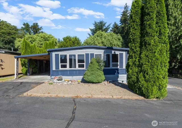 Manufactured home for sale at 855 Hazel Dell Rd #12, Castle Rock, WA 98611 | MLS# NWM2551297