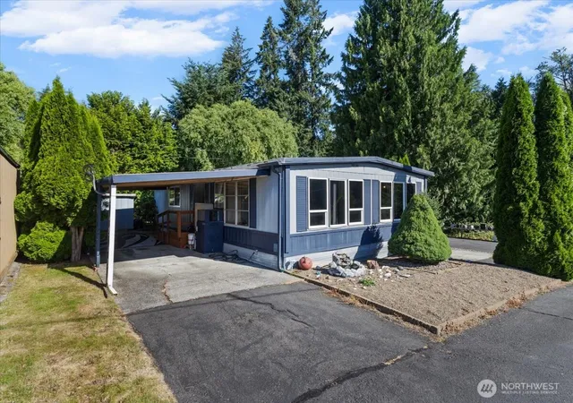 Photo 1 of Manufactured home for sale at 855 Hazel Dell Rd #12, Castle Rock, WA 98611 | MLS# NWM2551297 | Listing updated on 2026-10-01