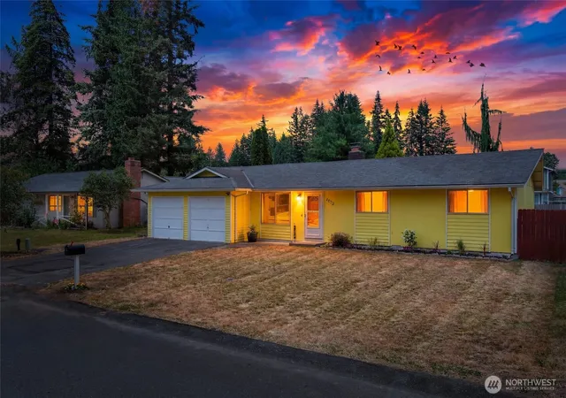 Photo 1 of Single family home for sale at 4823 103rd Place Ne, Marysville, WA 98270 | MLS# NWM2551304 | Listing updated on 2026-09-24