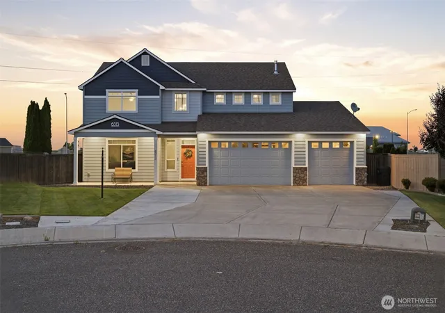 Photo 2 of Single family home for sale at 6313 Balmoral Ct, Pasco, WA 99301 | MLS# NWM2551330 | Listing updated on 2026-10-06