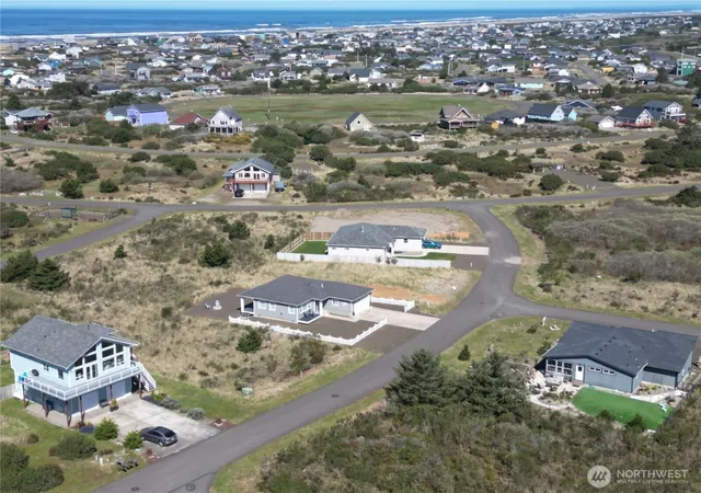 Photo 1 of Single family home for sale at 1439 Diamond Head Ave Sw, Ocean Shores, WA 98569 | MLS# NWM2551339 | Listing updated on 2026-09-30