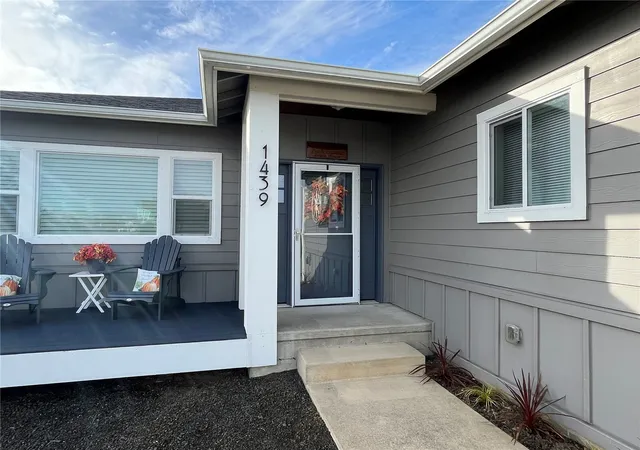 Photo 3 of Single family home for sale at 1439 Diamond Head Ave Sw, Ocean Shores, WA 98569 | MLS# NWM2551339 | Listing updated on 2026-10-18