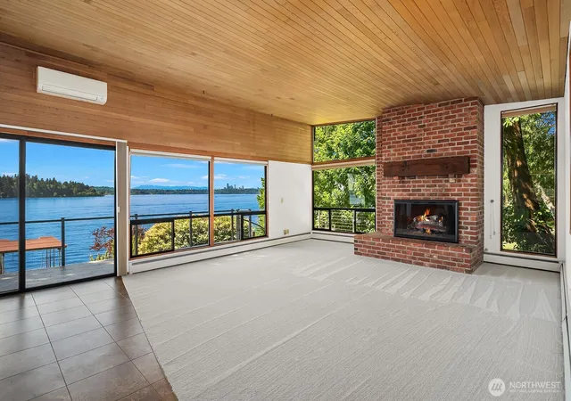Photo 3 of Single family home for sale at 4835 Forest Ave SE, Mercer Island, WA 98040 | MLS# NWM2551386 | Listing updated on 2026-09-26
