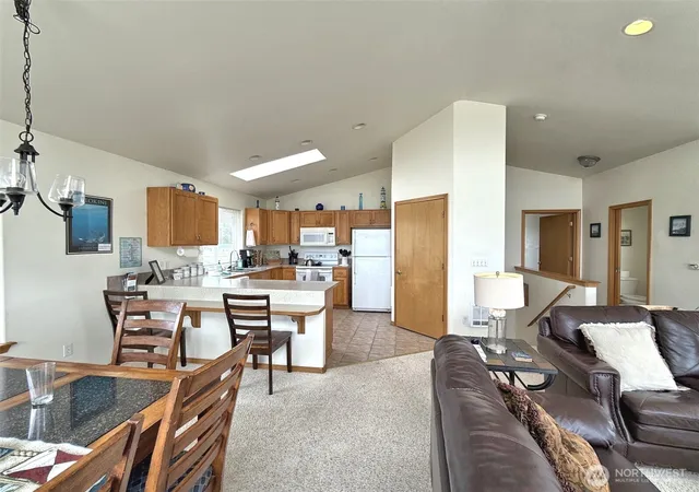 Photo 4 of Single family home for sale at 16 Ocean Blvd, Ocean Shores, WA 98569 | MLS# NWM2551402 | Listing updated on 2026-09-22