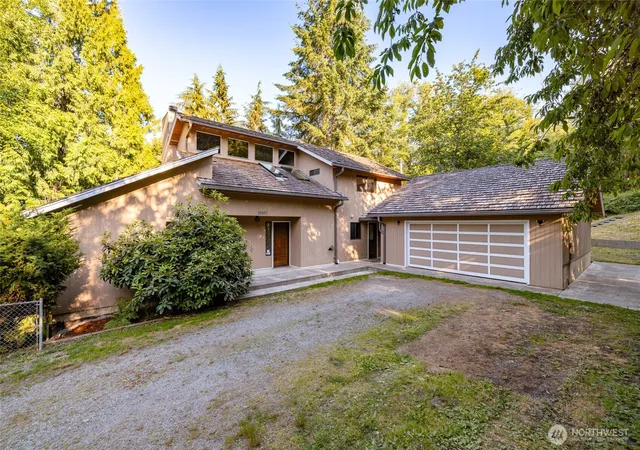 Photo 1 of Single family home for sale at 22850 Little Mountain Rd, Mount Vernon, WA 98274 | MLS# NWM2551439 | Listing updated on 2026-09-22