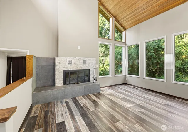 Photo 4 of Single family home for sale at 22850 Little Mountain Rd, Mount Vernon, WA 98274 | MLS# NWM2551439 | Listing updated on 2026-09-22