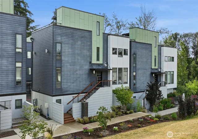 Photo 1 of Townhouse for sale at 1427 136th Court Ne, Bellevue, WA 98005 | MLS# NWM2551460 | Listing updated on 2026-09-22