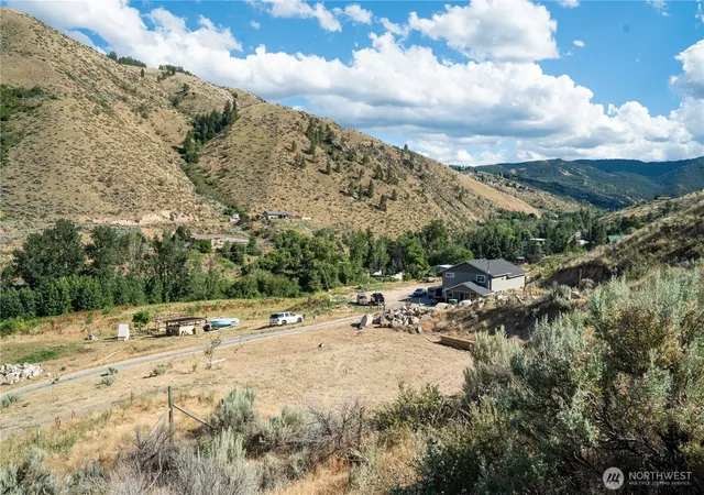 Photo 1 of Land for sale at 224 Hillcreek Ln, Wenatchee, WA 98801 | MLS# NWM2551491 | Listing updated on 2026-09-22