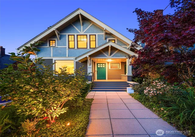 Photo 1 of Single family home for sale at 2612 1st Avenue N, Seattle, WA 98109 | MLS# NWM2551492 | Listing updated on 2026-09-22