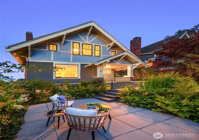 Photo 3 of Single family home for sale at 2612 1st Avenue N, Seattle, WA 98109 | MLS# NWM2551492 | Listing updated on 2026-09-22