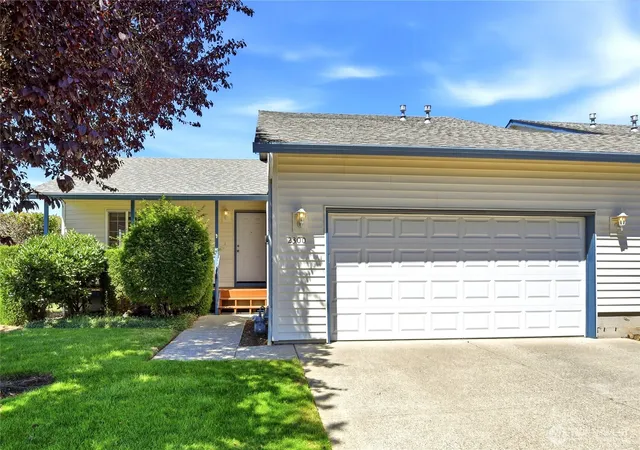 Photo 1 of Sale Pending at 2300 Ne 79th Avenue, Vancouver, WA 98664 | MLS# NWM2551518 | Listing updated on 2026-09-24