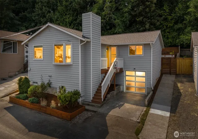 Photo 2 of Single family home for sale at 5423 31st Avenue Sw, Seattle, WA 98126 | MLS# NWM2551556 | Listing updated on 2026-09-29