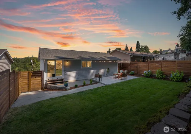 Photo 3 of Single family home for sale at 5423 31st Avenue Sw, Seattle, WA 98126 | MLS# NWM2551556 | Listing updated on 2026-09-29