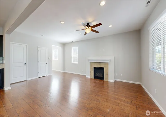Photo 3 of Single family home for sale at 8959 Corona St Ne, Lacey, WA 98516 | MLS# NWM2551573 | Listing updated on 2026-09-28