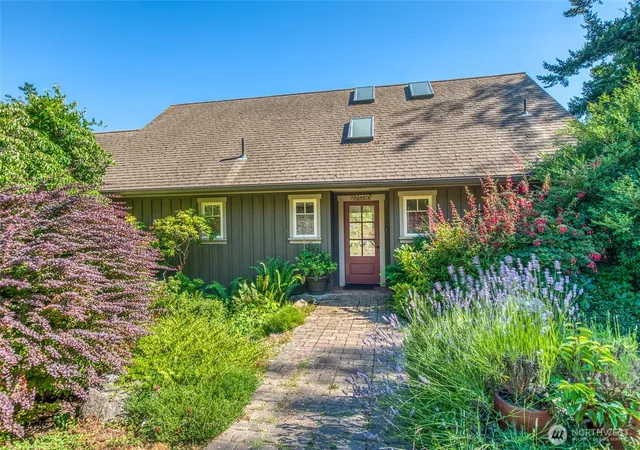 Photo 3 of Sale Pending at 136 Myers, Eastsound, WA 98245 | MLS# NWM2551597 | Listing updated on 2026-08-27
