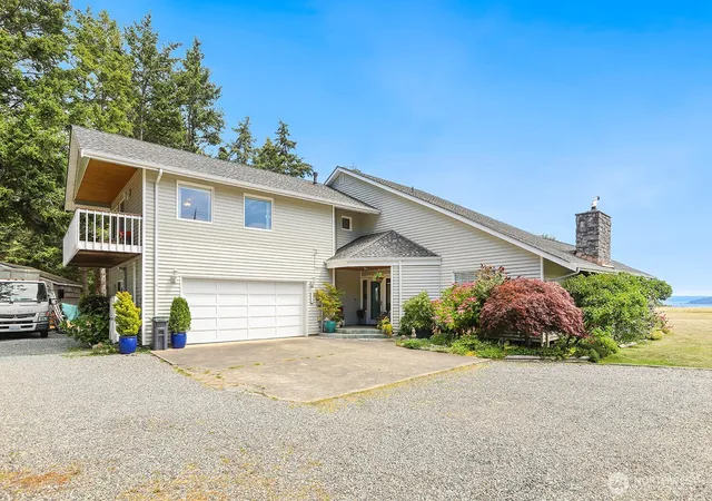 Photo 3 of Single family home for sale at 2288 Skycrest Dr, Coupeville, WA 98239 | MLS# NWM2551598 | Listing updated on 2026-09-22