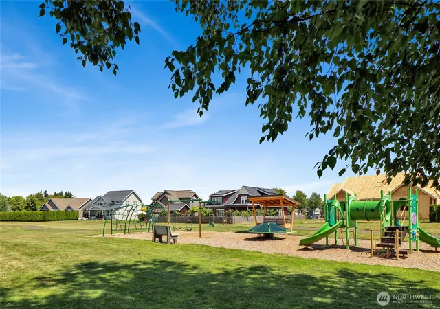 Photo 3 of Single family home for sale at 2151 Bluestem St, Lynden, WA 98264 | MLS# NWM2551640 | Listing updated on 2026-09-21