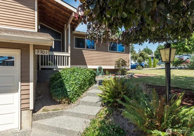 Photo 1 of Single family home for sale at 2301 Monica Dr, Mount Vernon, WA 98273 | MLS# NWM2551679 | Listing updated on 2026-09-21