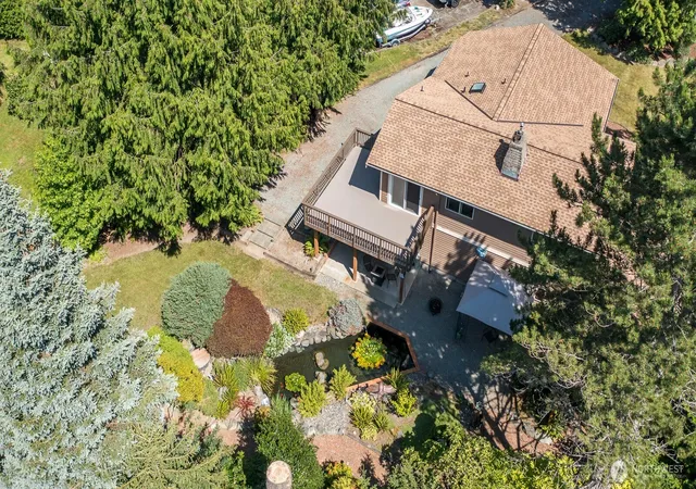Photo 3 of Single family home for sale at 2301 Monica Dr, Mount Vernon, WA 98273 | MLS# NWM2551679 | Listing updated on 2026-09-21