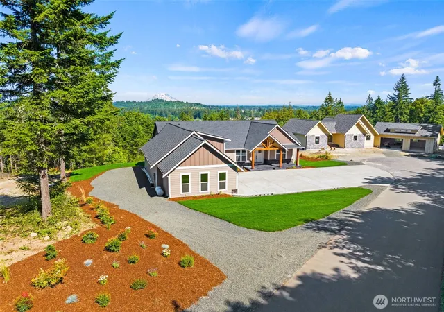 Photo 2 of Single family home for sale at 4737 Gold Ridge Ln Sw, Olympia, WA 98512 | MLS# NWM2551709 | Listing updated on 2026-10-02