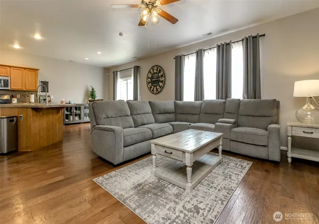 Photo 4 of Single family home for sale at 18208 72nd Avenue E, Puyallup, WA 98375 | MLS# NWM2551718 | Listing updated on 2026-09-22