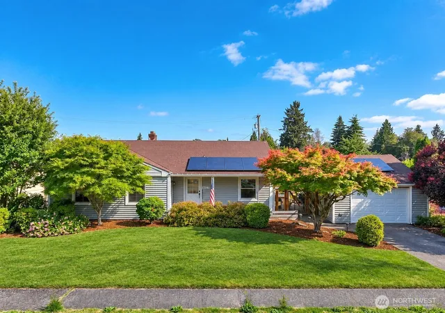 Photo 1 of Single family home for sale at 1021 H St, Centralia, WA 98531 | MLS# NWM2551724 | Listing updated on 2026-09-22