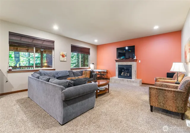 Photo 3 of Single family home for sale at 9 Jasper Ridge Ln, Bellingham, WA 98229 | MLS# NWM2551741 | Listing updated on 2026-09-22
