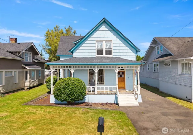 Photo 1 of Single family home for sale at 706 6th Street, Hoquiam, WA 98550 | MLS# NWM2551798 | Listing updated on 2026-09-29