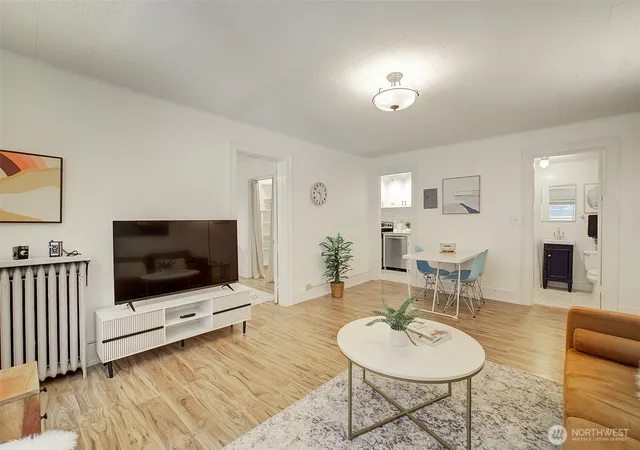 Photo 3 of Condo for sale at 4725 15th Avenue Ne #16, Seattle, WA 98105 | MLS# NWM2551817 | Listing updated on 2026-09-25