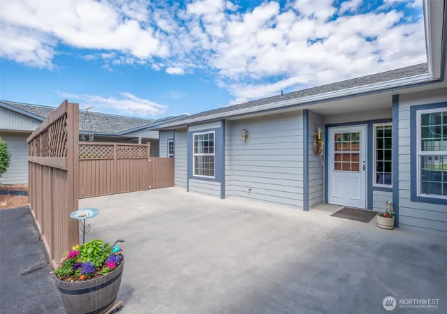 Photo 1 of Condo for sale at 1000 13th Avenue Sw #18, Quincy, WA 98848 | MLS# NWM2551821 | Listing updated on 2026-09-22