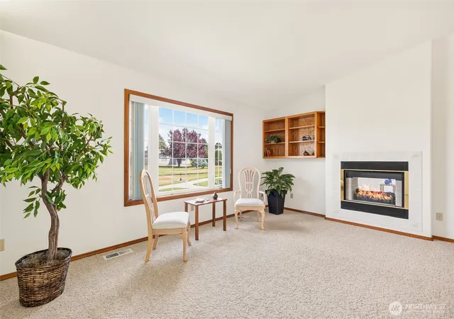 Photo 3 of Condo for sale at 1000 13th Avenue SW #18, Quincy, WA 98848 | MLS# NWM2551821 | Listing updated on 2026-09-22