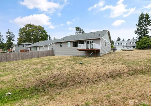 Photo 4 of Sale Pending at 1254 Rickover Dr, Coupeville, WA 98239 | MLS# NWM2551840 | Listing updated on 2026-09-27