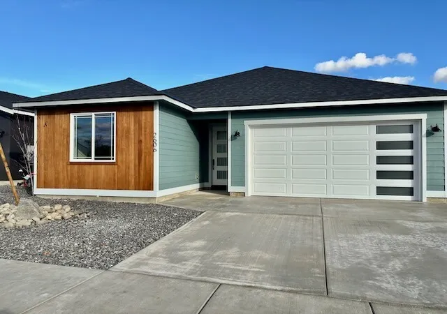 Single family home for sale at 2606 N Emery St, Ellensburg, WA 98926 | MLS# NWM2551846