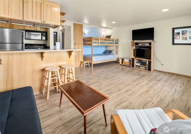 Photo 4 of Condo for sale at 8903 Crescent Bar Rd NW #179, Quincy, WA 98848 | MLS# NWM2551849 | Listing updated on 2026-09-22
