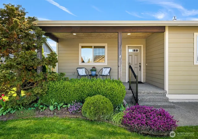 Photo 2 of Pending - Backup Offer Requested at 403 Westview Pl, Nooksack, WA 98276 | MLS# NWM2551851 | Listing updated on 2026-08-20