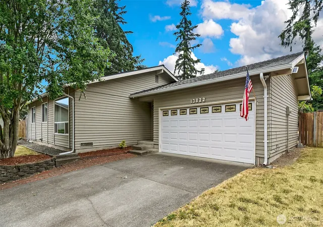 Photo 2 of Single family home for sale at 13822 Se 163rd Street, Renton, WA 98058 | MLS# NWM2551881 | Listing updated on 2026-09-22