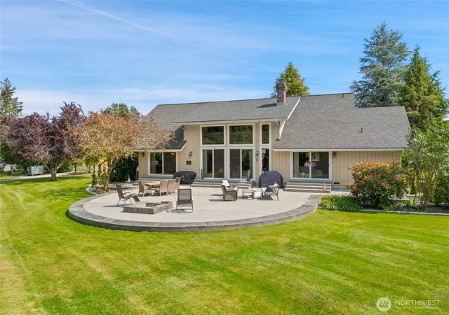 Single family home for sale at 521 G St, Forks, WA 98331 | MLS# NWM2551886