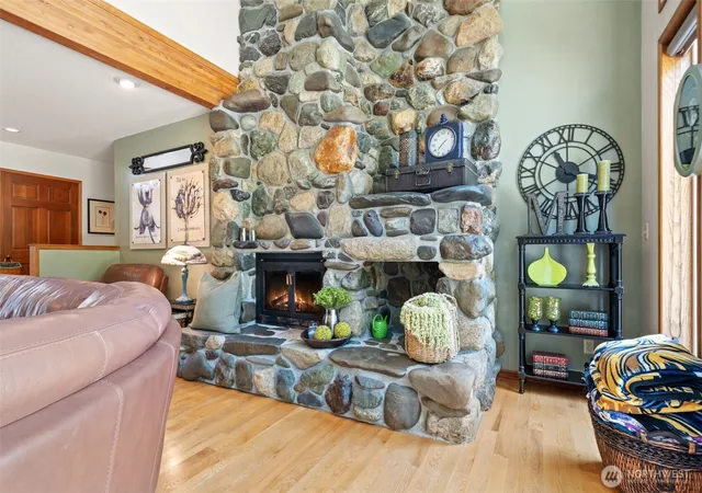 Photo 2 of Single family home for sale at 521 G St, Forks, WA 98331 | MLS# NWM2551886 | Listing updated on 2026-10-22